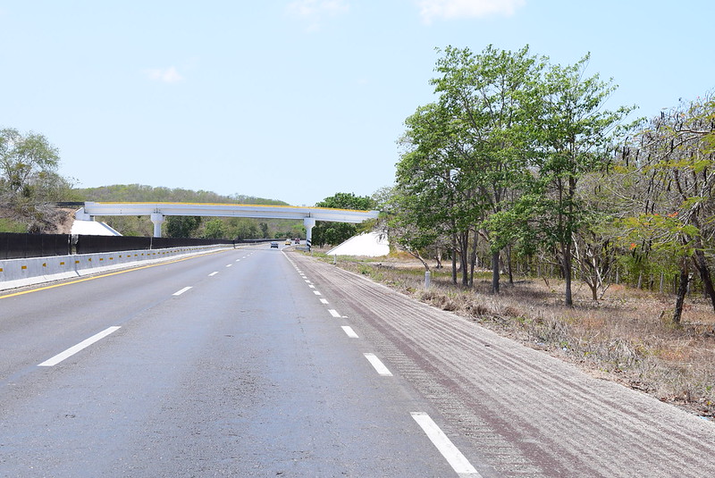 Piden vigilancia a conductores de carga pesada para evitar accidentes en Carmen